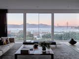 Here is a glimpse of the mesmerizing views the home frames of the surrounding Bay Area.&nbsp;