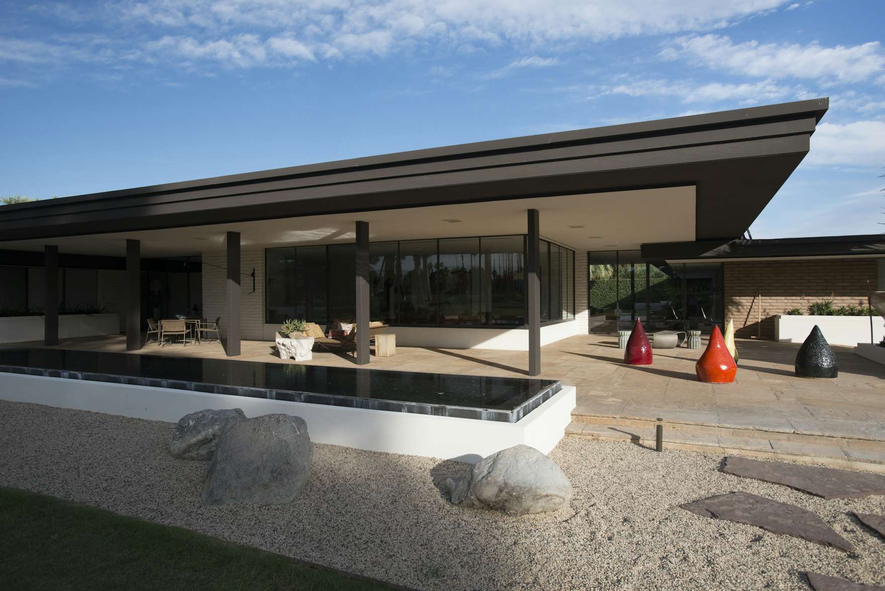 Photo 9 of 19 in 11 Celebrity Homes That Showcase Desert Modernism in