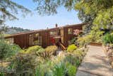 A Dreamy Midcentury in Oakland Is Seeking a New Owner For $1.4M