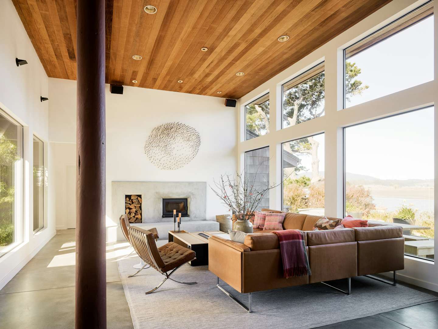 Photo 4 of 17 in A Delicate Renovation Revives a ’70s Beach House in