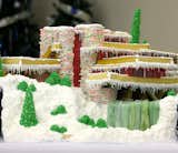 This impressive reproduction of Frank Lloyd Wright's Fallingwater in gingerbread was a total labor of love, taking over 12 hours to design and 40 hours to build and decorate. The river and waterfall are made up of three batches of hard candy.&nbsp;