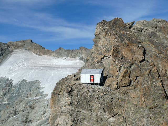 This Dizzying Prefab Is Perched on the Edge of the Italian Alps - Dwell