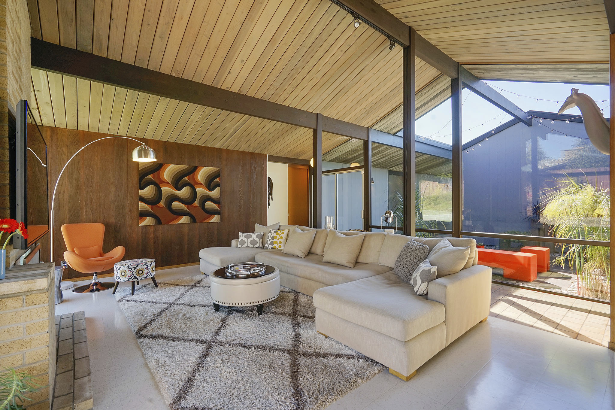 A Rare Oakland Hills Eichler Hits the Market For $1.2M - Dwell