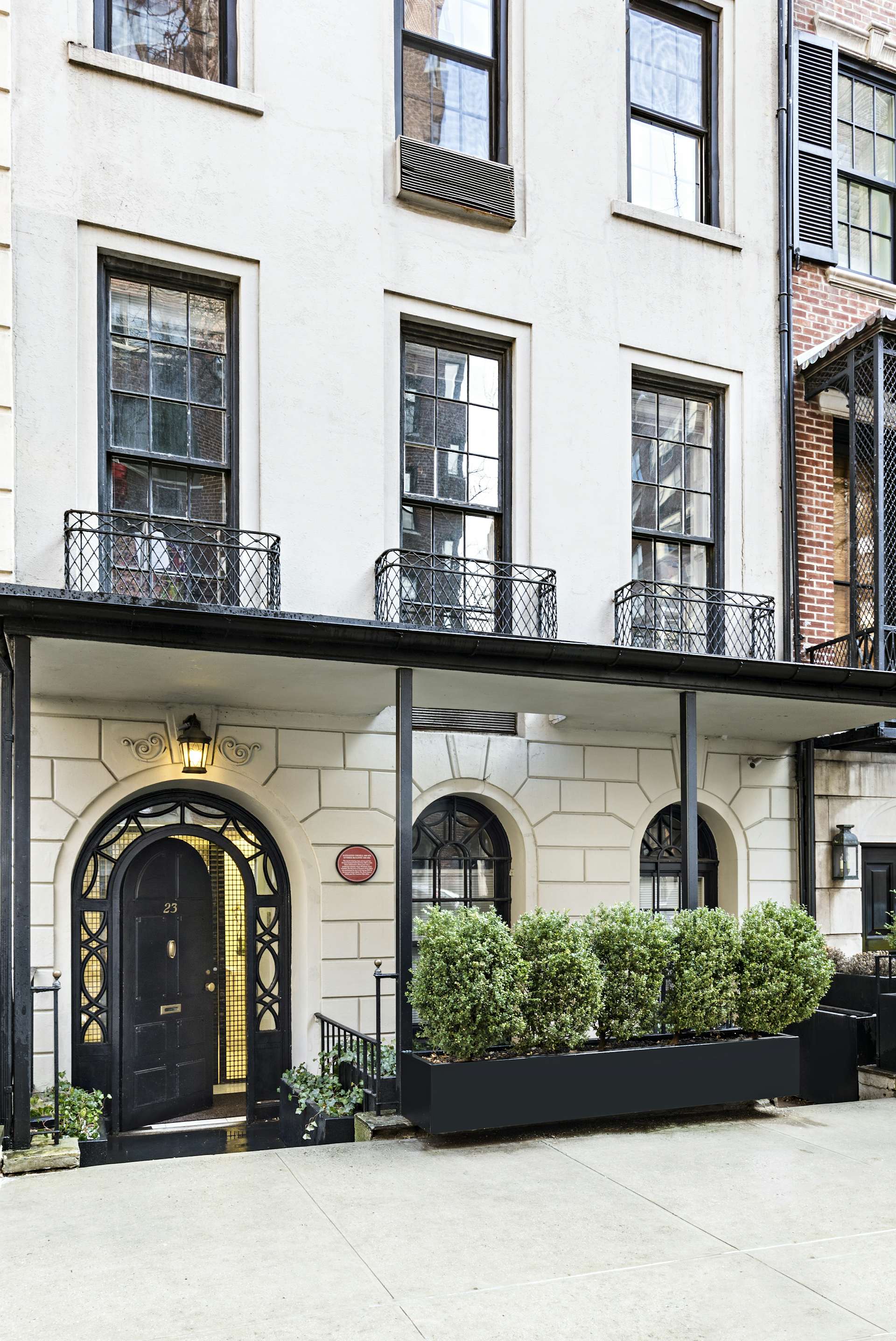 Photo 2 of 10 in Paul Rudolph’s Landmark Beekman Place Townhouse in NYC