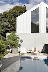 Scandizzo House, Kennon+ pool area lounge chairs 
