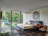 Bedroom of the Glen House by Richard Neutra