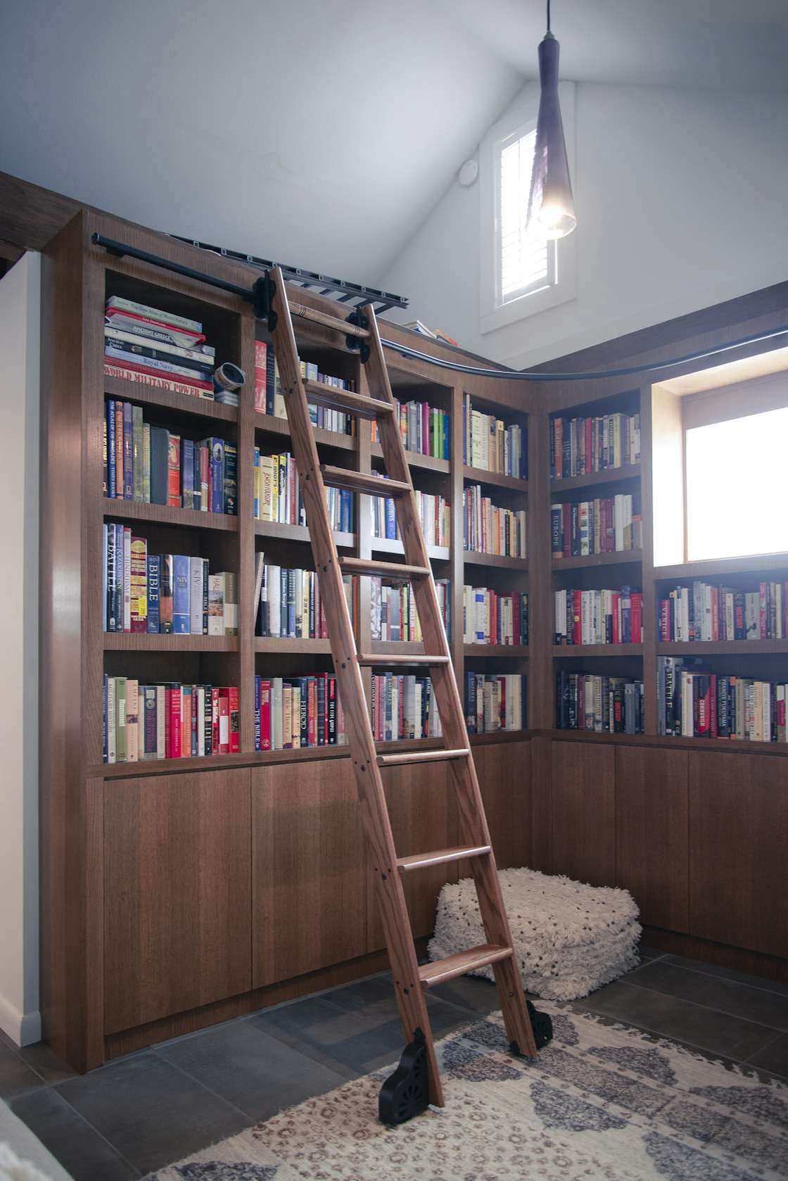 Photo 3 of 12 in Budget Breakdown: A Neglected Garage Becomes a Library ...