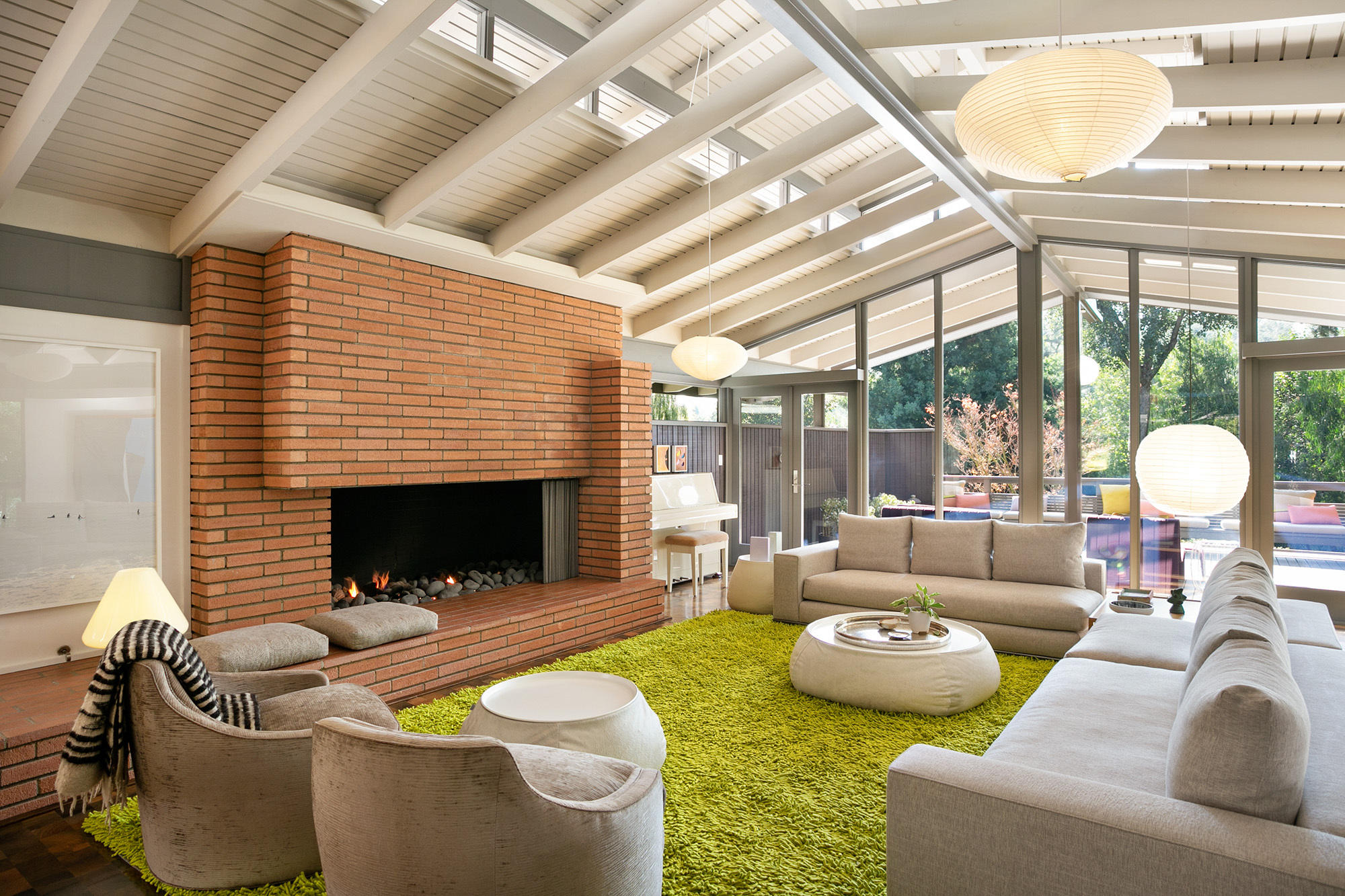 A Dashing Midcentury Near L.A. by Buff, Straub & Hensman Lists for