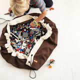 Ideal toy bag for LEGO pieces and other small toys. Cleanup in seconds, play for hours. Available in fun, bold bright colors and neutral tones as well.
Modern. Simple. Designed to last. swoopbags.com