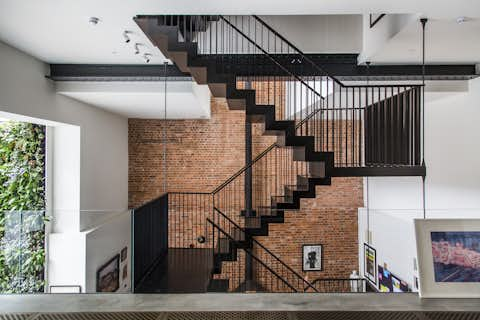 Photo 13 of 35 in 35 Swoon-Worthy Staircases That Are a Step Above the ...