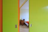 Fully Renovated, Wimbledon House by Richard Rogers Hosts New Architecture Fellows in London - Photo 7 of 13 - 