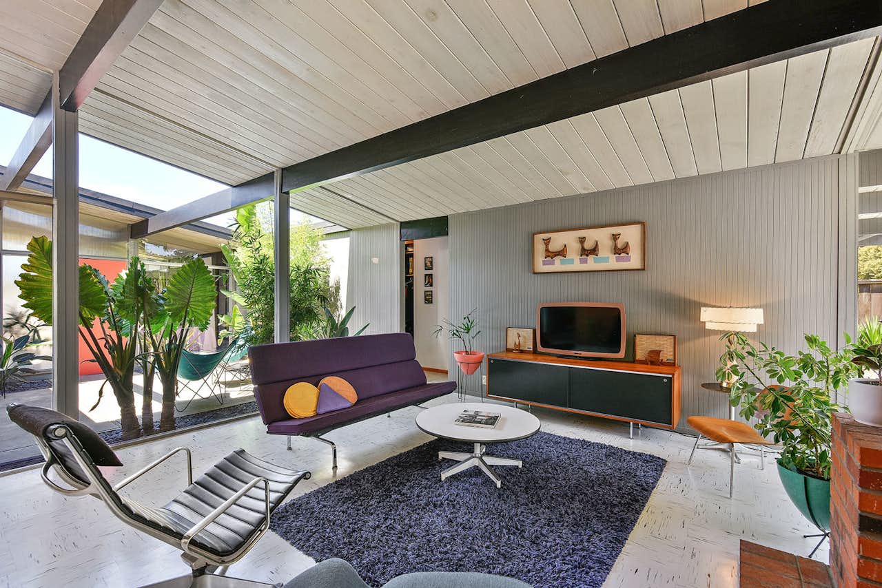 Photo 6 of 11 in Real Estate Roundup 10 Midcentury Modern Eichlers For