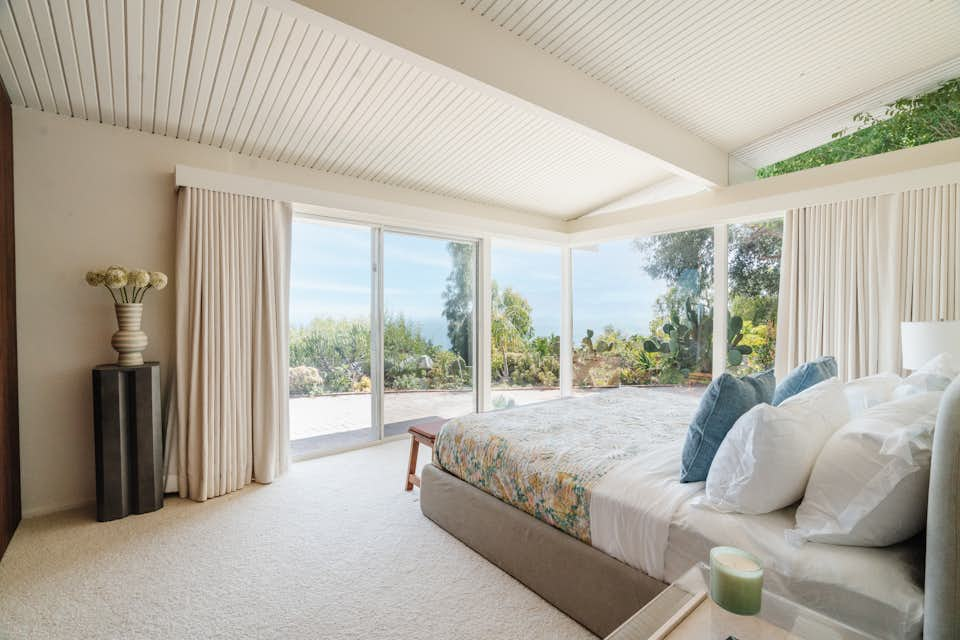 Photo 5 of 8 in Emma Stone Lists Her Bright Malibu Midcentury at $4.3M ...