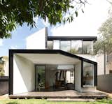 Unfurled House By Christopher Polly Architect - Photo 7 of 21 - 