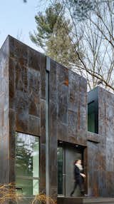 Weather Steel Home By Merge Architects - Photo 4 of 13 - 