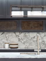 Fine cuisine goes with fine marble edges.
© Justin Alexander

