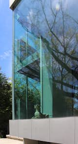 ART COLLECTOR'S RENOVATION:
Glass Detail (Glued Mullion-less Corners)
