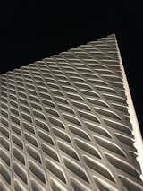 The Broad is not only one of the most interesting museum in Los Angeles. It also a sign of change in the cultural history of Los Angeles. It represents a turning point that brought Downtown Los Angeles to the international contemporary art scene. 