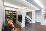  Photo 7 of 10 in 5 to 1 Apartment // MKCA by Michael K Chen Architecture