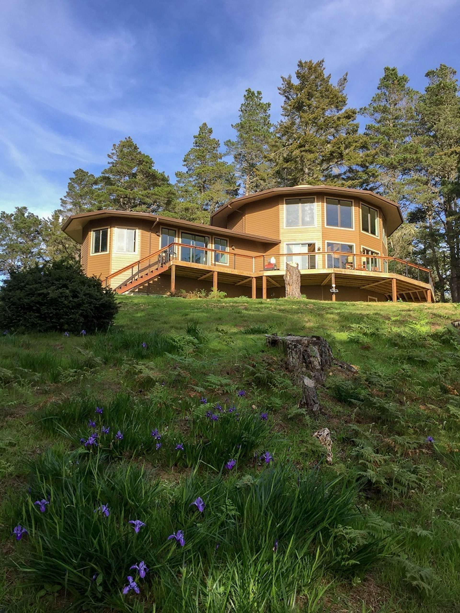 Photo 6 of 9 in Round House in Wine Country by Deltec Homes Dwell