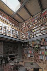 Cauz Foro-Libreria by BCA Taller de Diseño