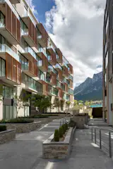 Vía Cordillera Edificio EMA in México by Miguel de la Torre Arquitectos 