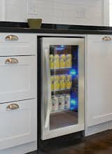 Designer Series 15-inch Beverage Cooler (SKU: VT-DS15BC-R)