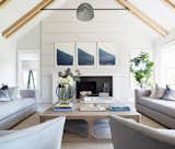  Photo 1 of 5 in New England v Contemporary by abi.orz from Inside the Modern Nantucket Home of an Architect