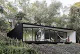 10 Houses That Tell Us Black is Back - Photo 5 of 9 - 