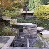 #fallingwater #franklloydwright #iconichouses  Photo 17 of 25 in Falling Water by Iconic Houses