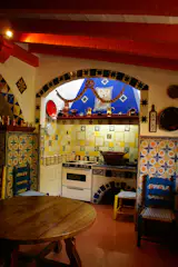 The small kitchen niche.