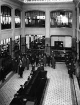 The large central bank hall. Circa 1932.