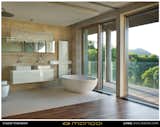 Linea crystal chandelier

Unlike the other products of the Manooi range, Linea is striking in its length. It is frequently installed in rectangular, narrow spaces such as corridors or passageways in residential and hospitality environments alike.