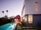 A Bright Red ADU Anchors a Lot on L.A.’s Westside - Photo 16 of 16 - 