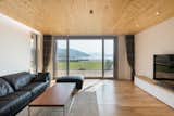  Photo 6 of 19 in Geoje House (迎海雅院) by 2m2 architects