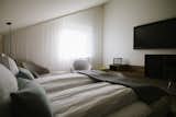 Great lines in room