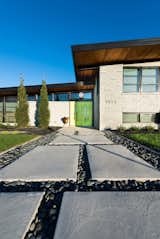 Hip to be Square - Photo 12 of 12 - 