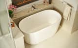 Lullaby Nano is Aquatica’s take on creating a petite deep bathtub that is ideal for a space conscious bathroom while providing that much loved modern freestanding design. Standing at just over 51” in length, this compact tub has an extra deep ergonomically designed interior to ensure you enjoy a full-body soak. Crafted from AquateX™ solid surface material, Lullaby Nano offers a velvety soft matte surface and superior heat-retention and durability.
