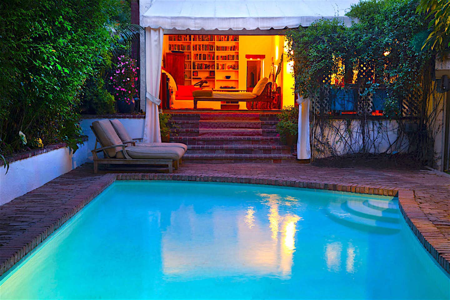 Photo 10 of 13 in A Charming 1920s Spanish in West Hollywood's Storied