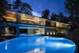 WATER GLASS VILLA / Marchitects