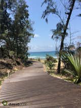 Haitang Bay is located in the northeast coast of Hainan city in Sanya Province, it  is an exquisite scenery, there is no pollution in the city's hustle and bustle and finished in 2016.
