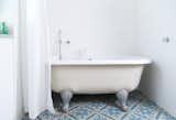 kids bath room 