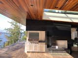 outdoor living/dining area