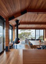 A Great Ocean Road Shack With a View Gets a Sustainable Update - Photo 8 of 11 - 