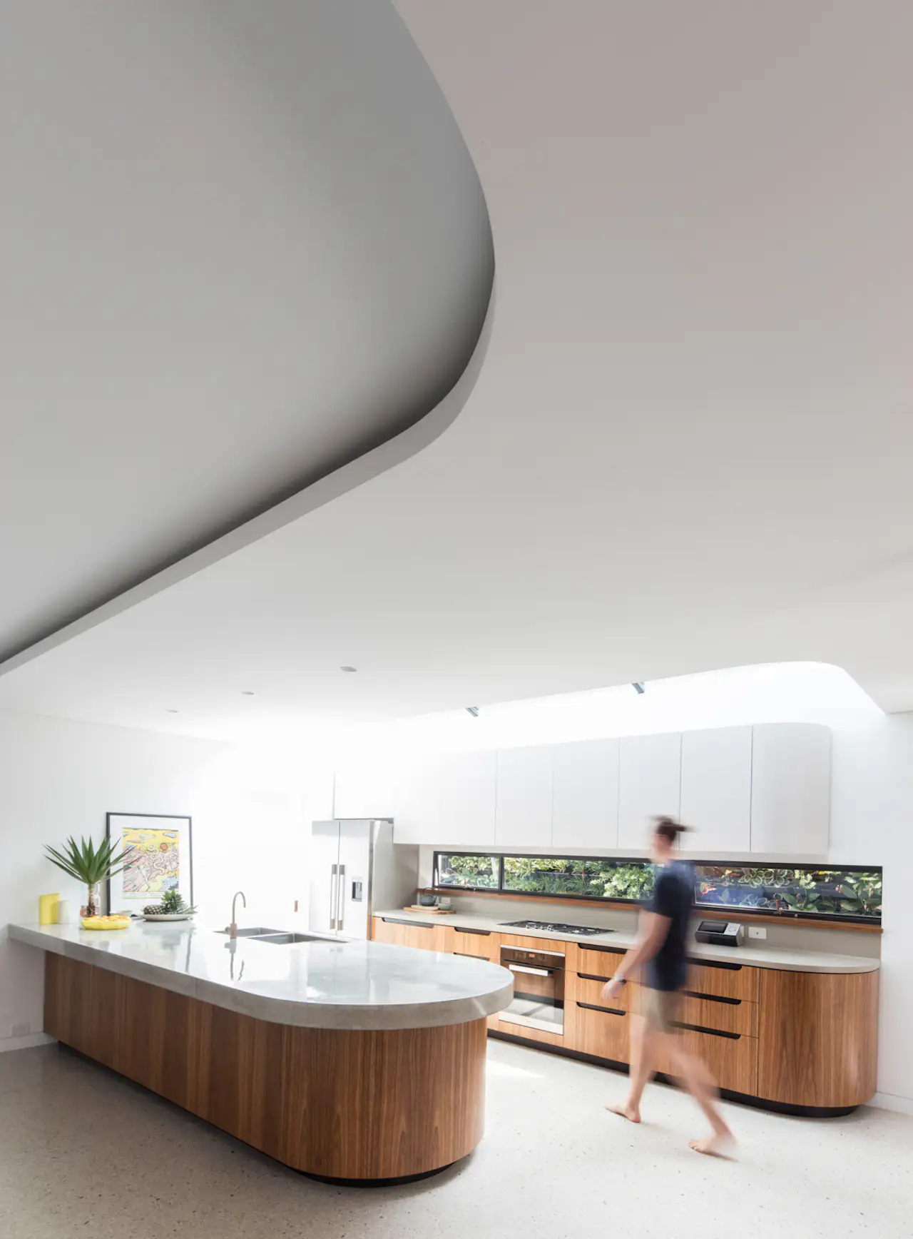 Photo 8 of 11 in A Heritage Art Deco House in Australia Gets a Modern ...