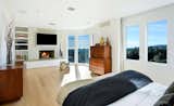 Actor Brendan Fraser’s Former Beverly Hills Home Is For Sale For $4.25 Million - Photo 4 of 12 - 