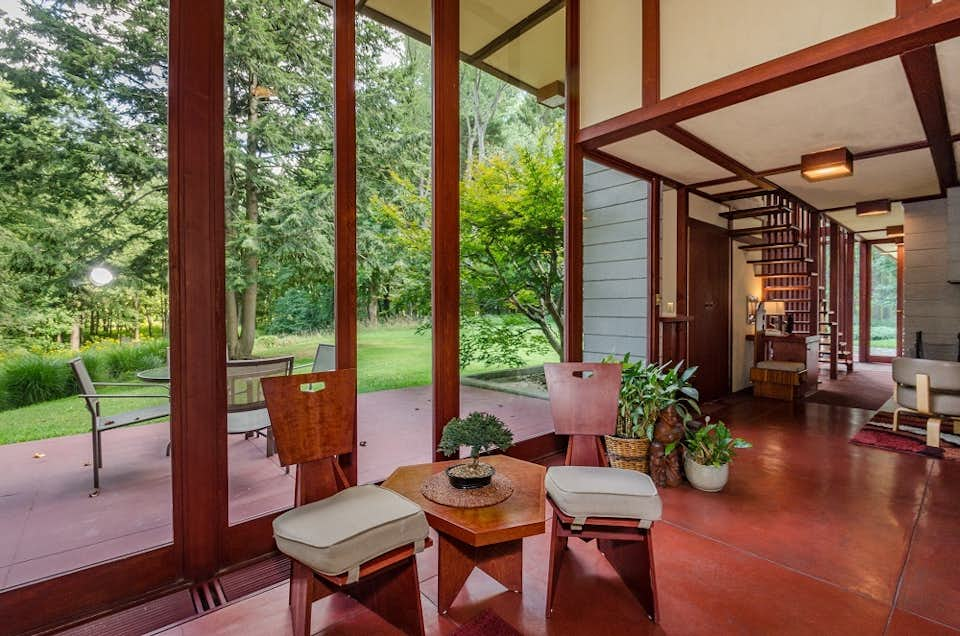 Photo 7 of 17 in The Frank Lloyd Wright-Designed Louis Penfield House ...