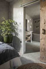 Hide Out in a Tiny Concrete-and-Shingle Cottage For Rent in Cornwall - Photo 8 of 12 - 