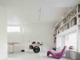 A Prefab House Near Paris Is Designed to Be Bright and Open - Photo 5 of 16 - 