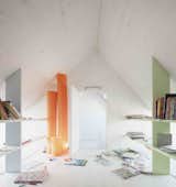 A Prefab House Near Paris Is Designed to Be Bright and Open - Photo 12 of 16 - 